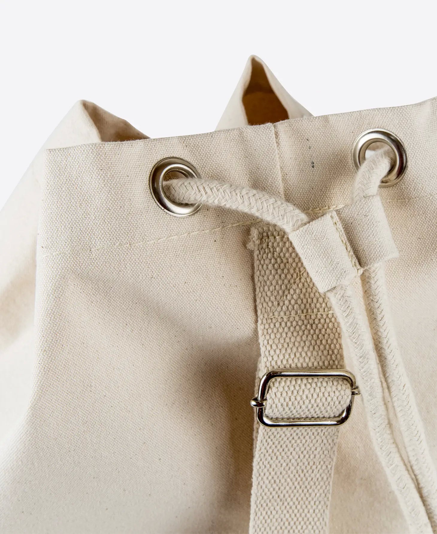 Baggu Caramel Leather Drawstring Bucket Bag on Garmentory | Drawstring purse,  Bucket bag, Baggu leather